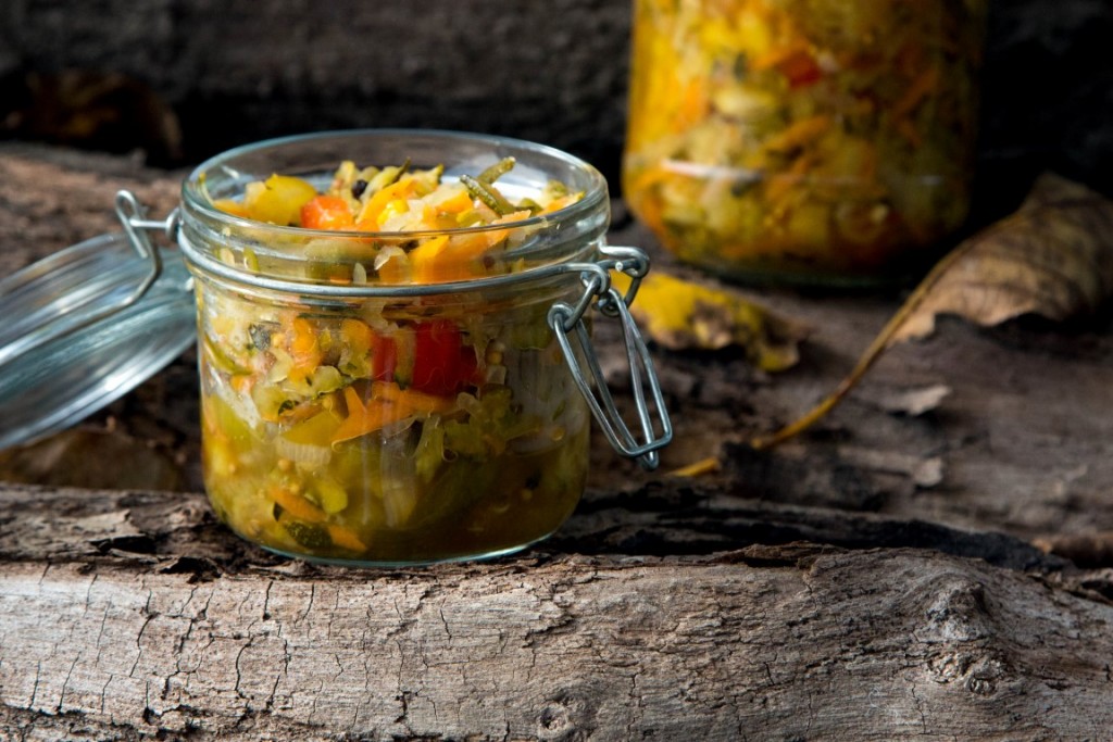 Zucchini-Paprika-Möhren-Zwiebel-Eingelegter-Salat-29