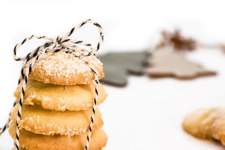 Schneeflocken-Weihnachtskekse-Kekse-Rezept-19