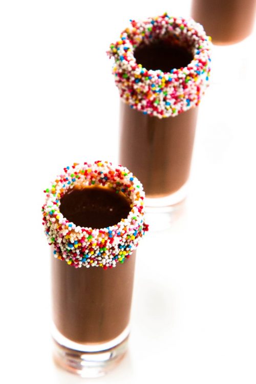 Schoko-Sahne-Likör-mit-Amaretto-Rezept-9