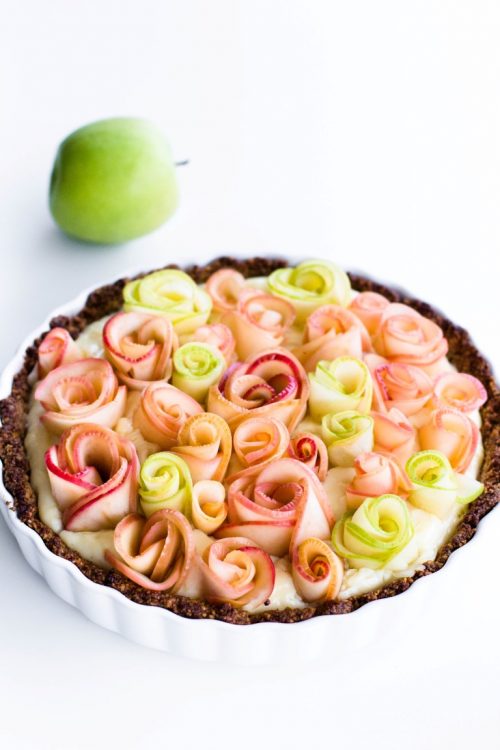 Apfelrosen-Kuchen-mit-Walnussboden-Rezept-1