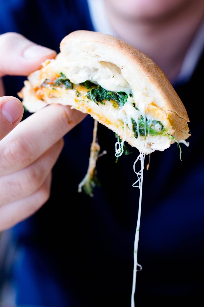 Pizzazopf-Spinat-Mozzarella-Gorgonzola-Rezept-10