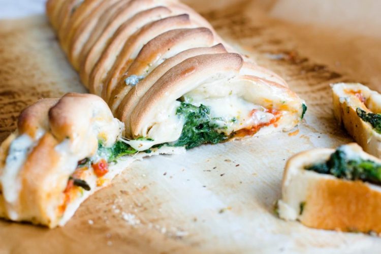 Pizzazopf-Spinat-Mozzarella-Gorgonzola-Rezept-7