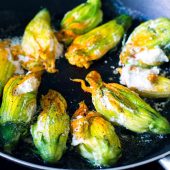 gefüllte Zucchiniblüten mit Ricotta Rezept