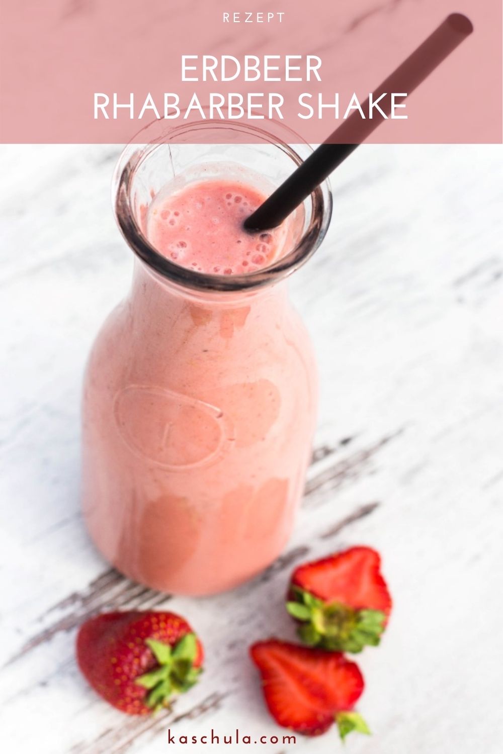 Erdbeer Rhabarber Shake